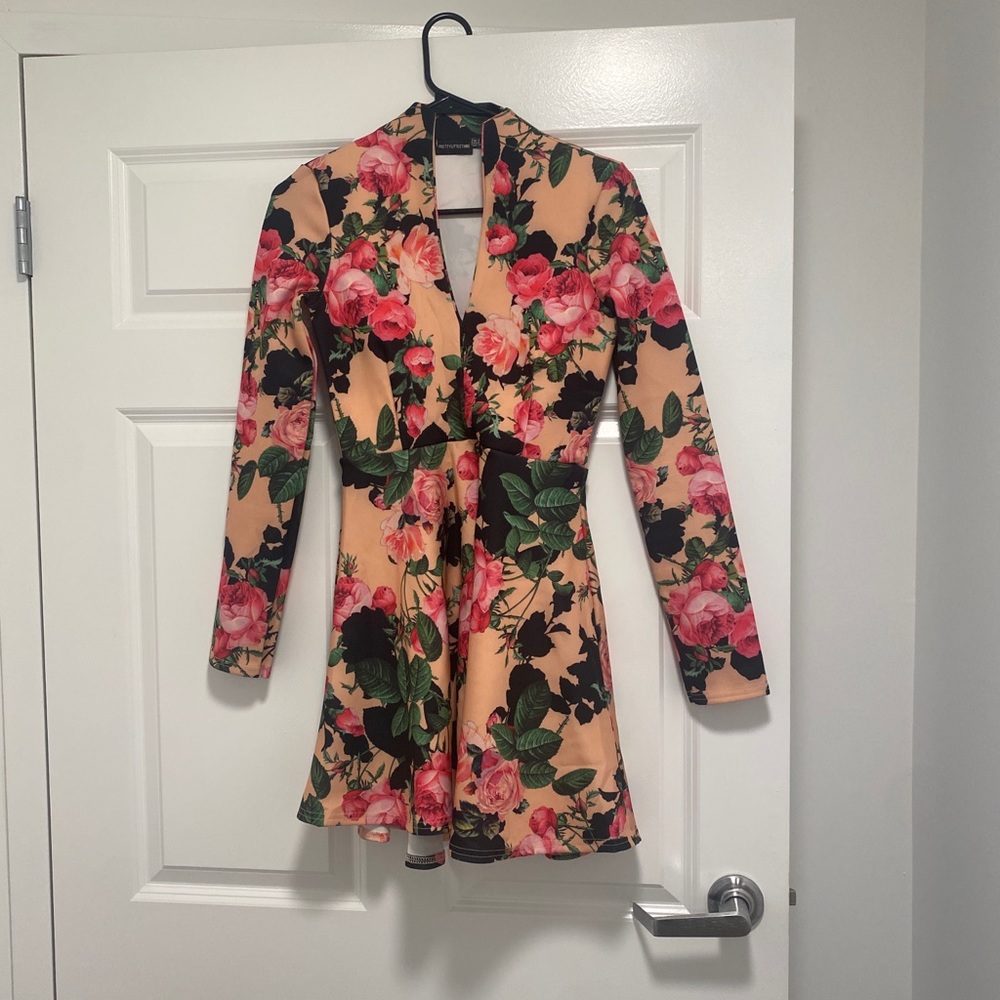 Floral 🌺 Skater dress!!